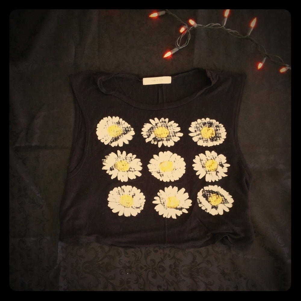Black Sunflower Crop-Top